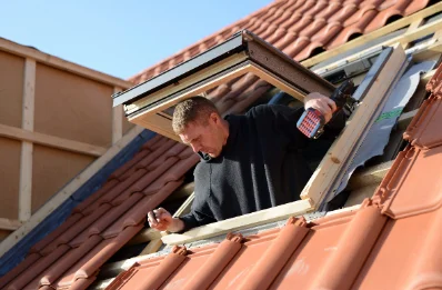 Pose de fenêtres de toit Velux à Marignier
